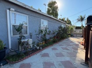 188 E 214th St, Carson, CA 90745