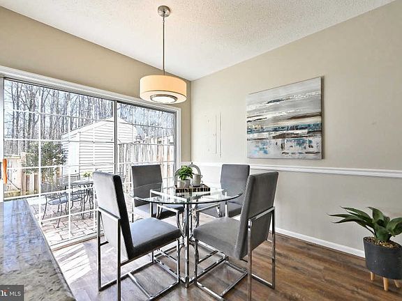 5th image of 7243 Parsons Ct