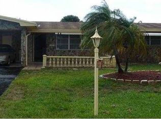 8841 NW 11th St, Pembroke Pines, FL 33024