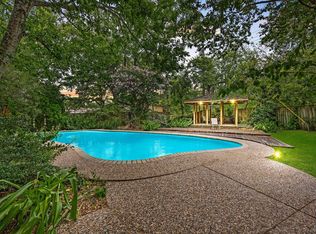 2404 Burton Dr, Bryan, TX 77802