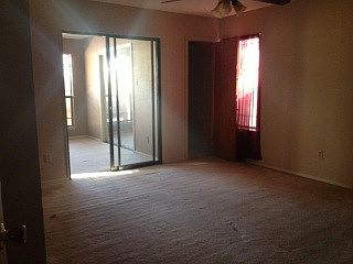 1st image of 4622 Blackstone Dr