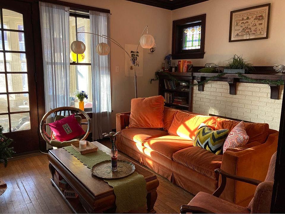 1st image of 6609 N Greenview Ave #1