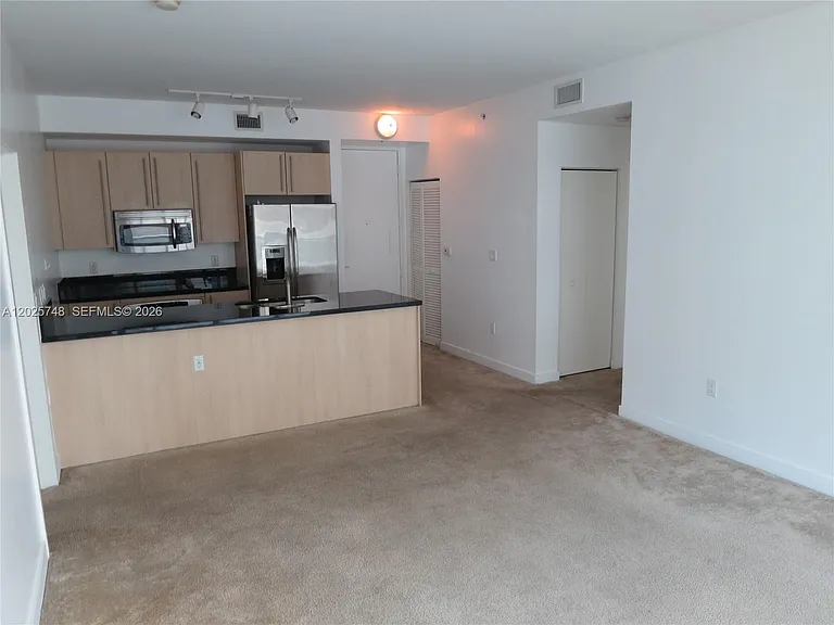1111 SW 1st Ave #1223 — Photo 5