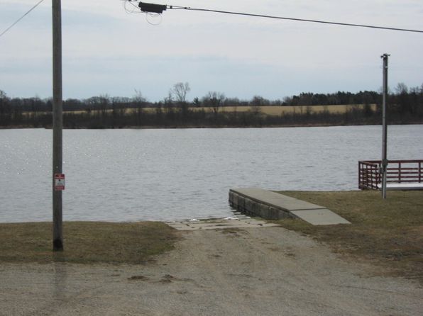 10020 N Musson Rd, Six Lakes, MI 48886