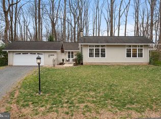 9305 Garden Ct, Potomac, MD 20854