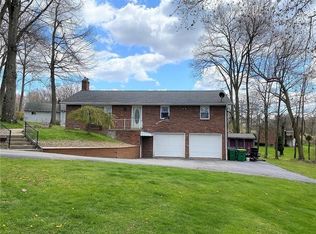 129 Morningside Dr, Butler, PA 16002