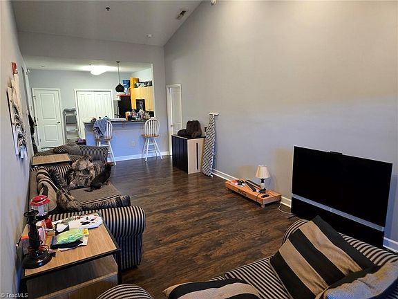 4th image of 302 Campus Walk Trl Unit 300