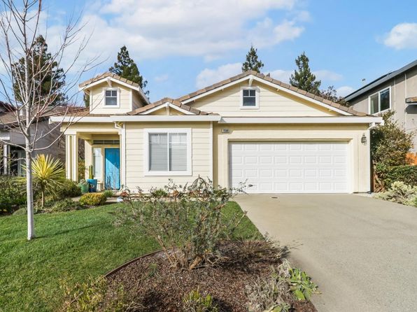 1568 Pinnacles Pl, Davis, CA 95616