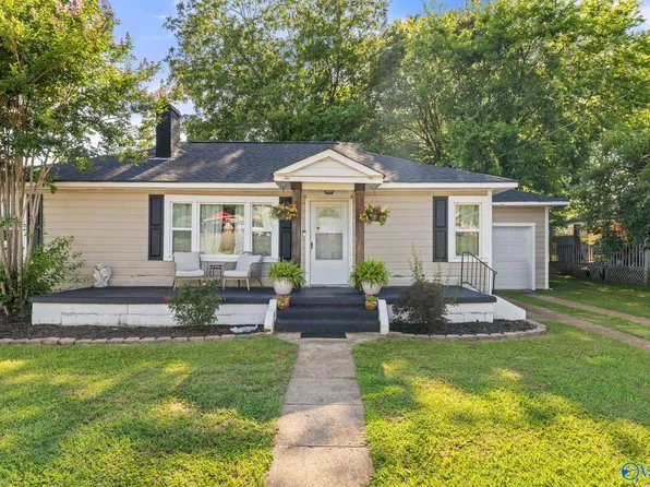 191 Wheeler St, Rogersville, AL 35652