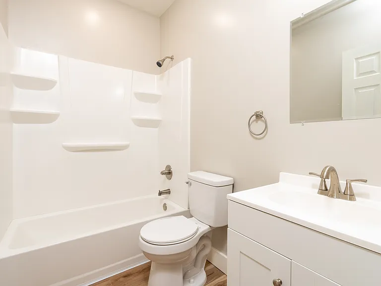 2328 E Douglas Ave — Photo 10