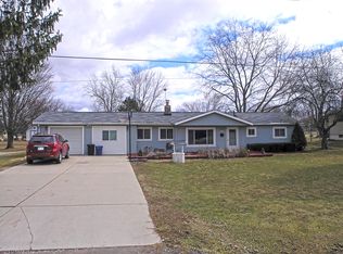 5377 Howe Rd, Grand Blanc, MI 48439