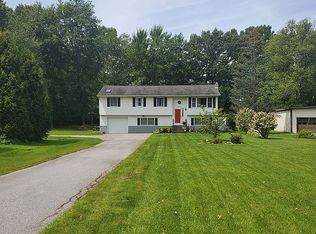 21 Plank Rd, Waterford, NY 12188