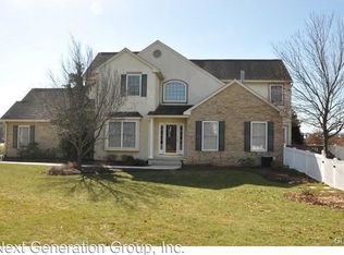 6030 Eli Cir, Macungie, PA
