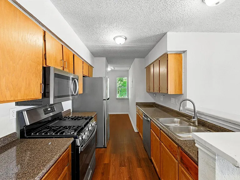 5707 Spring Meadow Rd #B — Photo 7