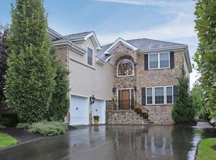 27 Vista Rd, Bridgewater, NJ