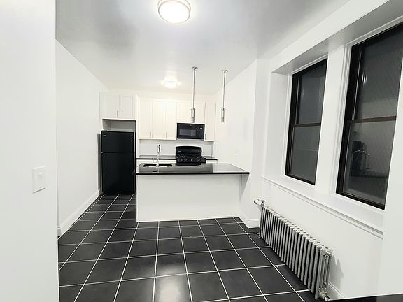 3rd image of 2838 Bronx Park E #X1