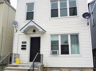 2853 N Elston Ave #3, Chicago, IL 60618