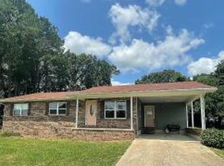 1202 Hawkins St, Harrison, AR 72601