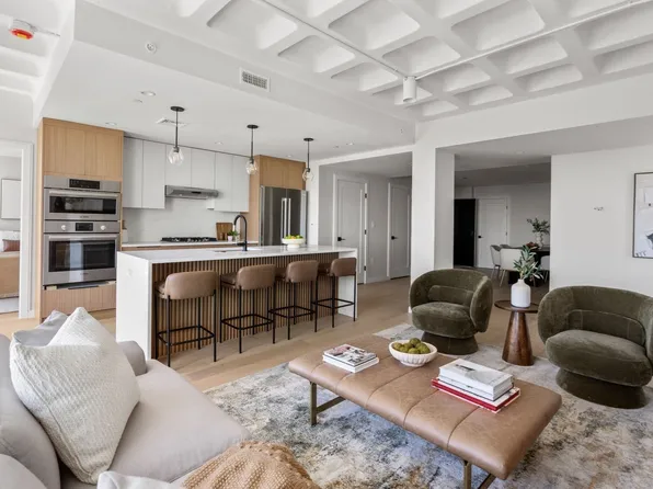 125 Lowell St #402, Somerville, MA 02143