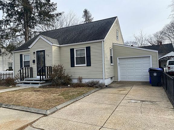 2nd image of 5 Willern St