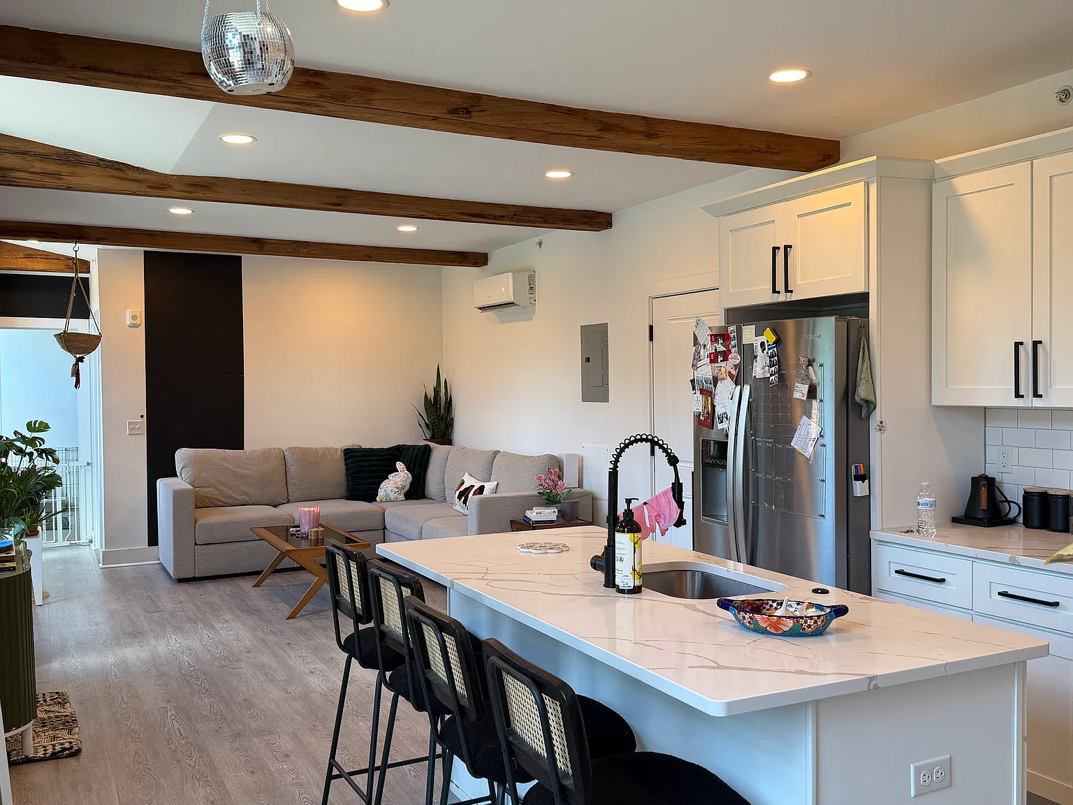 2 bed, 970 sqft, $2,850 — Photo 4