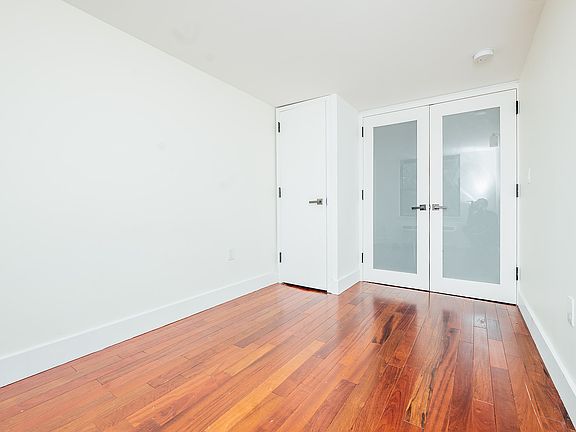 2nd image of 1434 De Kalb Ave #3L