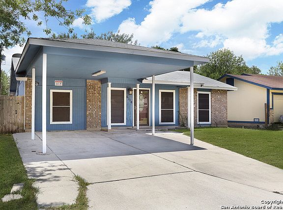 2nd image of 6714 Paradise Oak Dr