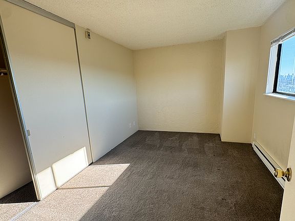 4th image of 4130 11th Ave NE #805