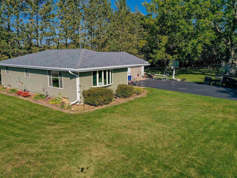 N1576 Midway Rd, Hortonville, WI 54944 Zillow