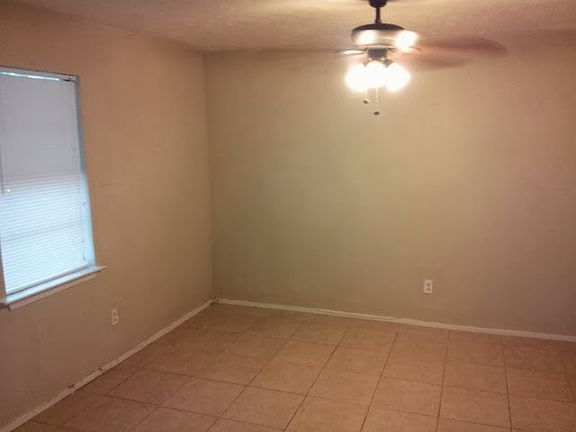 5th image of 7310 S Congress Ave APT 203