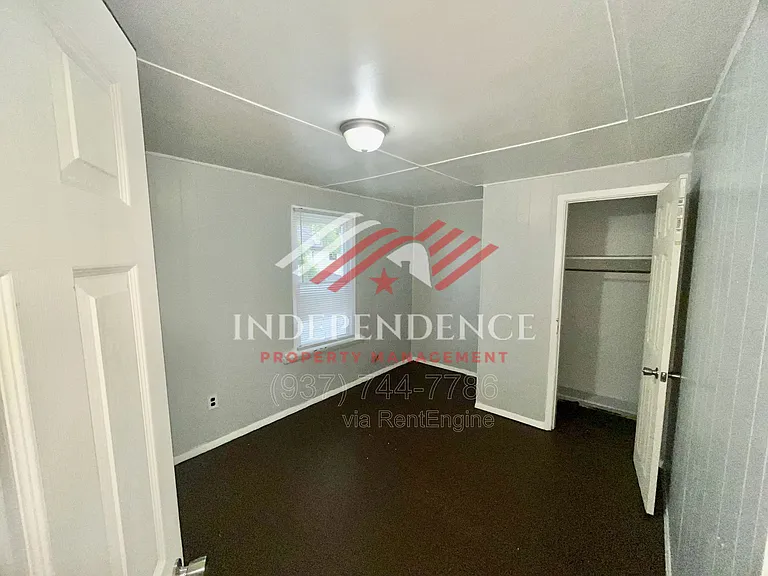517 Mertland Ave — Photo 9