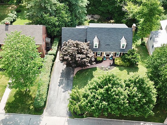 2nd image of 1161 Cleveland Ave