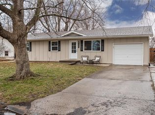 355 W 3rd Ter, Wellsville, KS 66092