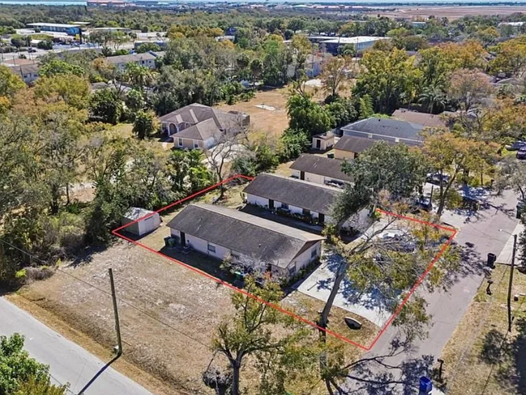 6404 S Adelia Ave #A — Photo 3
