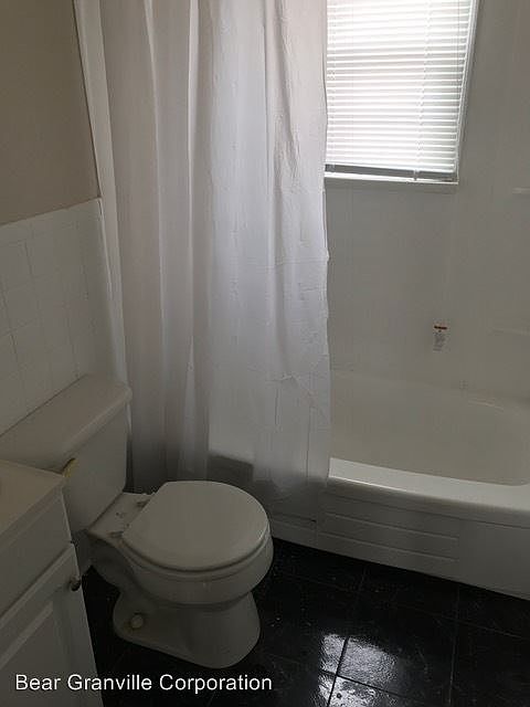 1st image of 1907 Grayland Ave APT D