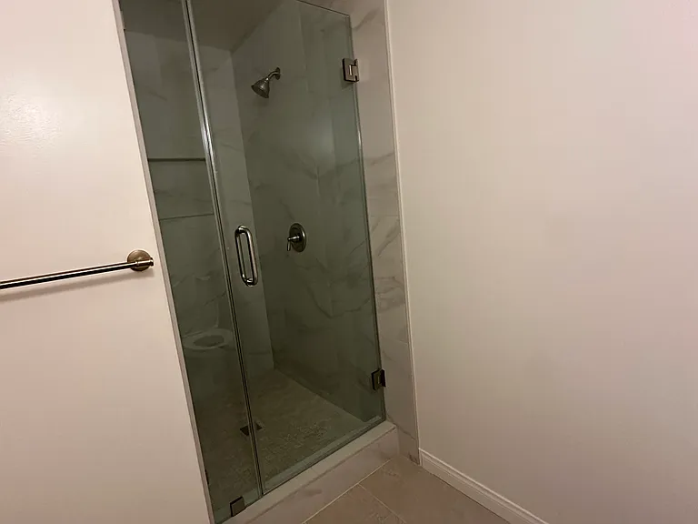 321 Parkrose Ave — Photo 4