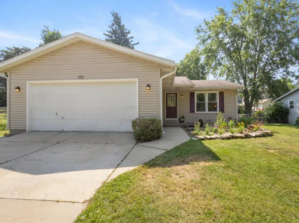 618 Keyes Dr, Parchment, MI 49004