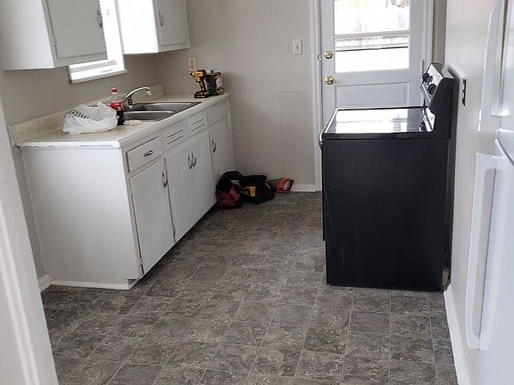 4th image of 2916 Jefferson Ave