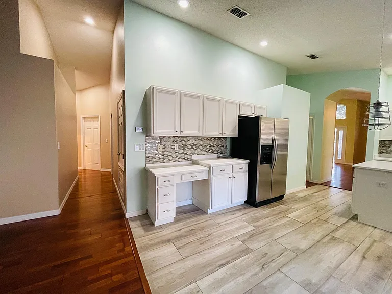 17416 Woodfair Dr — Photo 23