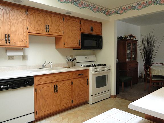 2nd image of 8233 Ashley Ln
