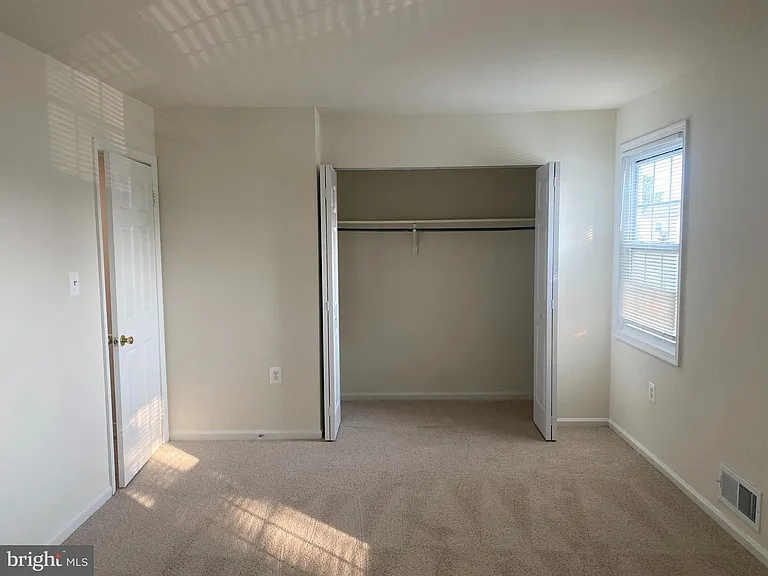 10175 Irongate Way — Photo 22