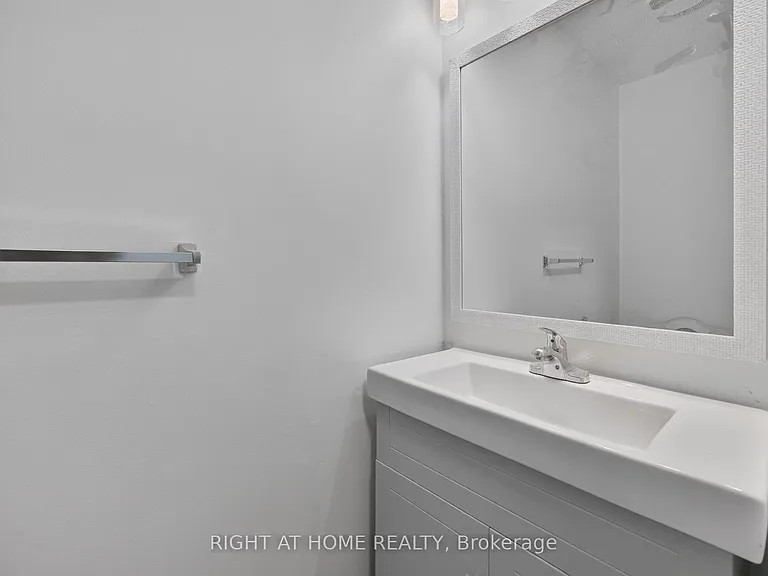 2605 Woodchester Dr #5 — Photo 13