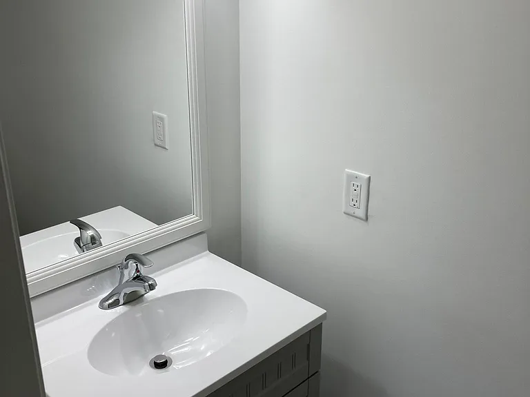 8116 Cheswick Dr — Photo 23