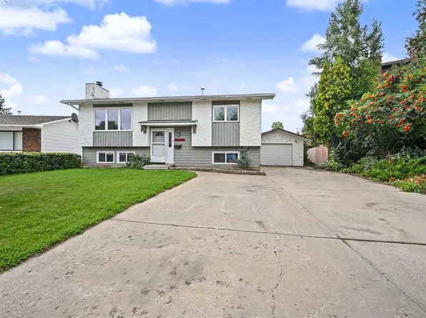 7330 E 99a St, Grande Prairie, AB T8V 4Y4