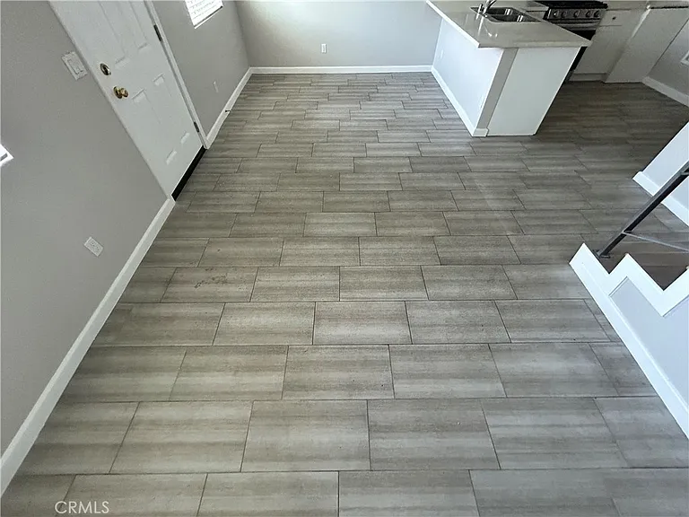 13665 Arrow Blvd #6 — Photo 47