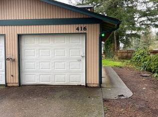 410-416 SE 7th Ave, Mill City, OR 97360