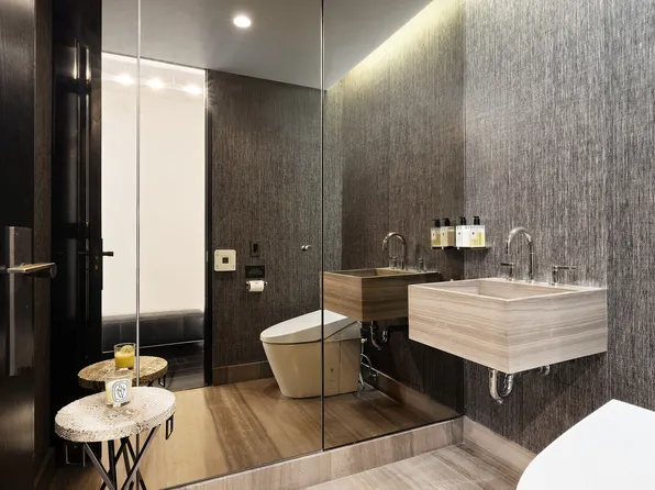 279 Central Park West image 15 of 16