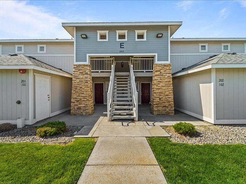 1st image of 6405 Chapel Hill Blvd #E201