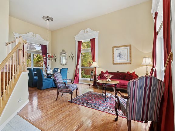 4th image of 7687 Gamay Ct