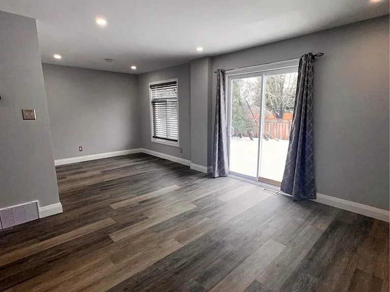 517 Apollo Way — Photo 3